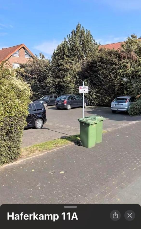 Black Mirror Inkl Wlan, Parkplatz Detmold Extérieur photo